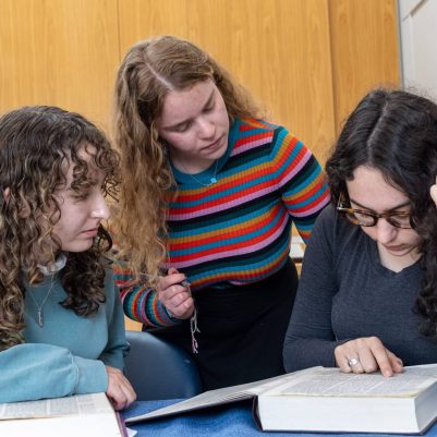 Group of young women learning Torah 1